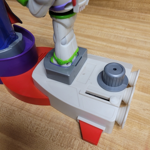 Vintage Toy Story 2 Rock’em Sock’em Robots Game 2000 Buzz Vs Zurg Rare Works - Picture 7 of 9